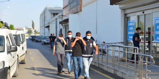 Ekmek kuyruğunda çocuk cinayeti