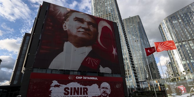 CHP İstanbul İl Başkanlığı'nın yeni binası açıldı