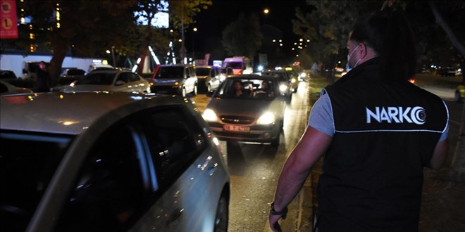 Bursa'da 300 polisin katıldığı 'Drone Destekli' asayiş uygulaması yapıldı