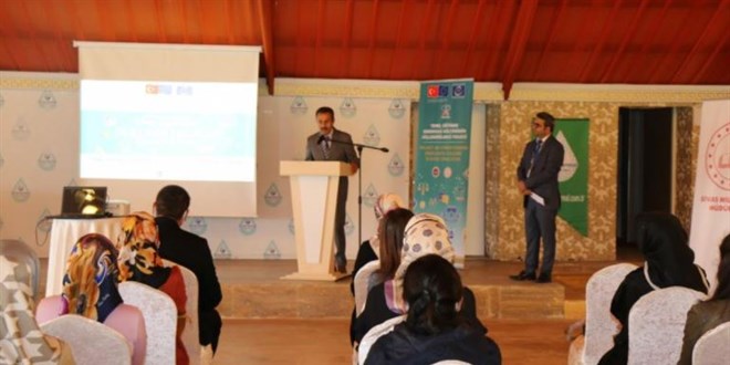 Sivas'ta öğretmenlere yönelik eğitim programı başlatıldı