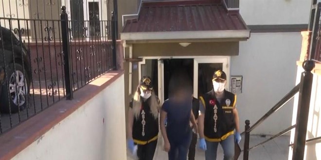 Fuhuş operasyonunda veresiye defteri çıktı