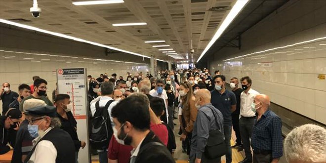 Topkapı-Mescidi Selam tramvay hattındaki bazı duraklara sefer yapılmadı