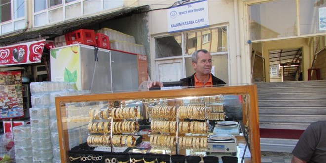 40 yldr simit satar gibi altn bilezik satyor