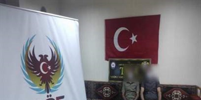 Siirt'te, polisin ikna çalışması sonucu teslim olan terörist ailesiyle buluşturuldu