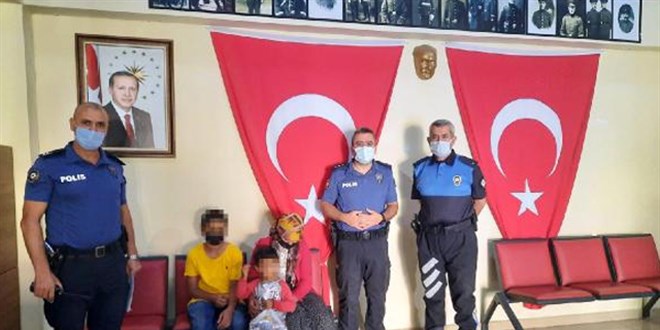 İlik nakli için İzmir'e giden ailenin borcunu polis ödedi