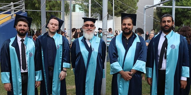 Emekli asker, 69 yaşında kep atmanın mutluluğunu yaşadı