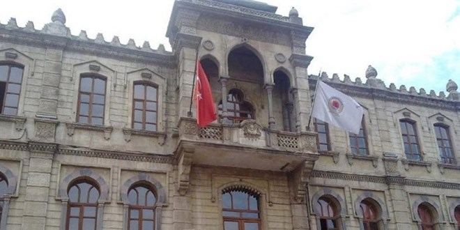 Daire Başkanı, rüşvet paralarını altın ve gayrimenkule yatırmış