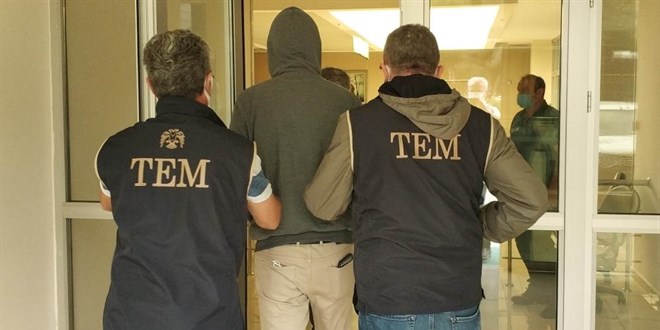 Denizli'de FETÖ'den gözaltına alınan 11 kişiden 2'si tutuklandı