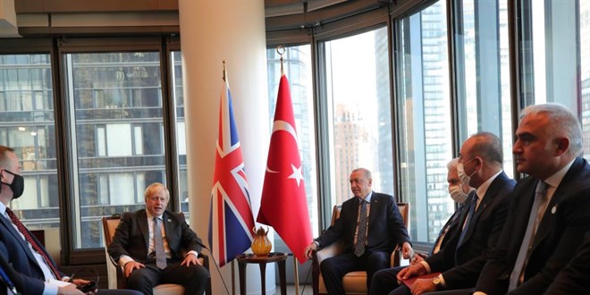 Cumhurbaşkanı Erdoğan, İngiltere Başbakanı Johnson'u kabul etti