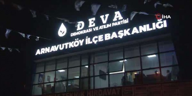 Deva Partisi ilçe binasına ateş eden iki kişi yakalandı