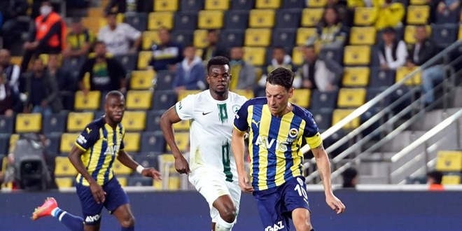 Fenerbahçe 2 maç sonra 3 puan aldı