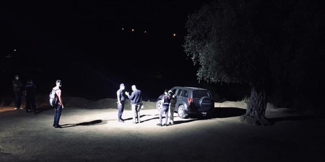 Eski zabıta müdürü aracında ölü bulundu