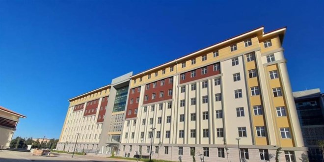 Adana'da yurt kapasitesi genişletildi, yataklar boş kaldı