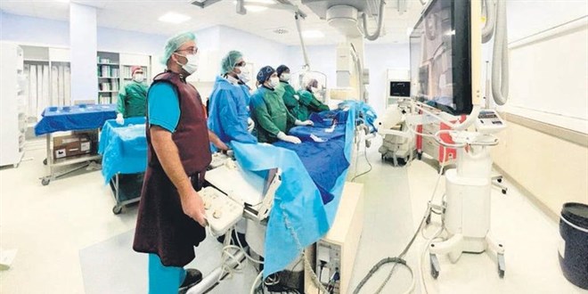 Türkülü ameliyathanede stres dışarı huzur içeri
