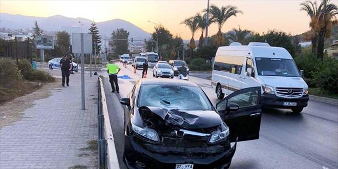 Antalya'da otomobilin çarptığı yaya öldü