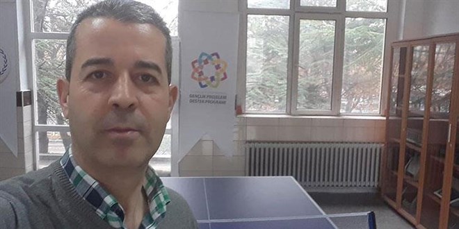 Aşı yaptırmayan Hasan Ali öğretmen koronavirüs kurbanı