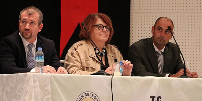 Prof. Dr. Aytuğ: Hayvan sahiplenmeden önce düşünmek gerek