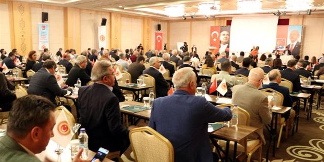 CHP'nin Abant kampı sona erdi