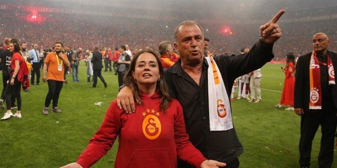 Fatih Terim'in kızı Merve Terim Çetin bebeğini kaybettiğini açıkladı