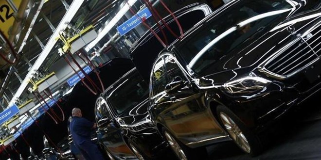 Mercedes ve Mazda'da çip krizi!