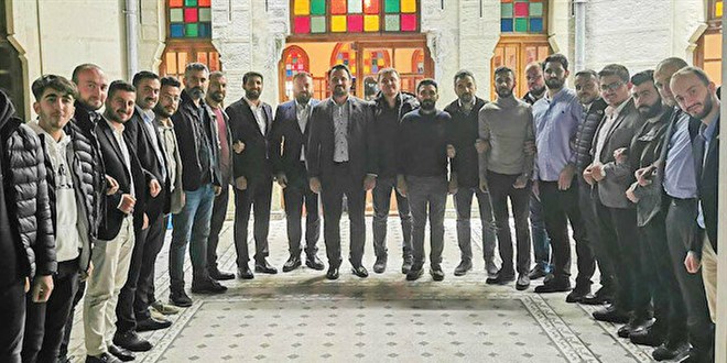 TÜGVA binası önünde 24 saat nöbet tuttular