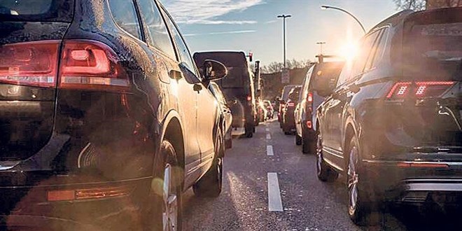 SUV sedanı solladı