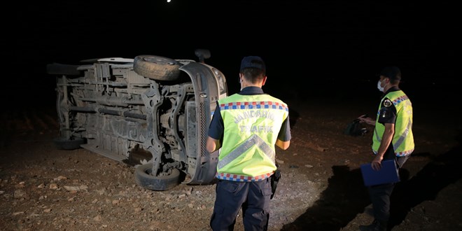 Şanlıurfa'da öğrenci servisi devrildi: 1 ölü, 5 yaralı