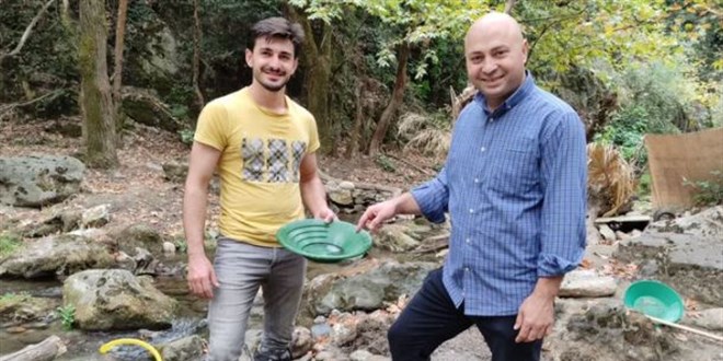 Uludağ'ın derelerinden 6 yılda 500 gram altın çıkardı