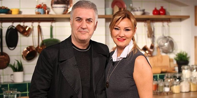 Pınar Altuğ'dan Tamer Karadağlı'ya destek