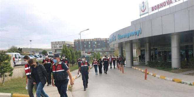 'Yeşil reçete' şebekesi operasyonunda 2'si doktor 4 tutuklama