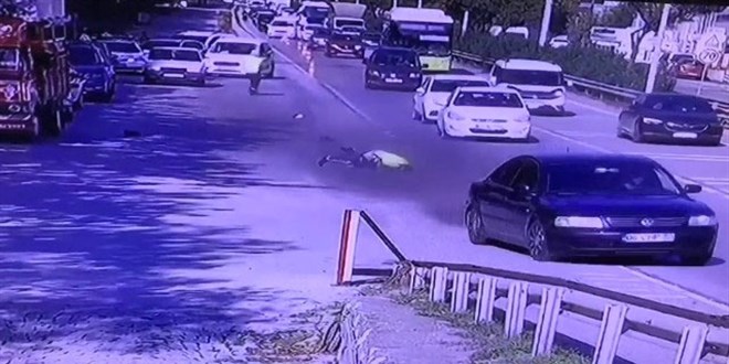 Polisi sürükleyen eski parti yöneticisi ihraç ediliyor