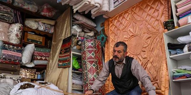 Hazır yorganlar kırk yıllık ustanın 'işini ve aşını' elinden alıyor