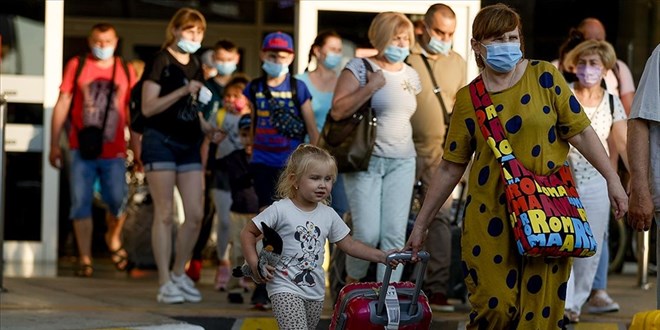 Antalya'ya gelen turist sayısı 8 milyonu aştı