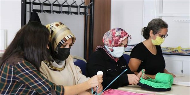 Azimli anneler 40'ından sonra öğrenci oldu