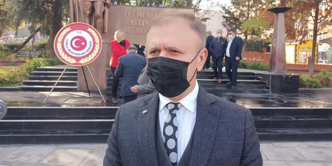 4 aşı yaptıran kaymakamdan çağrı var