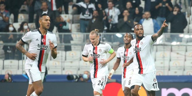 Beşiktaş, Sporting Lizbon'a mağlup oldu