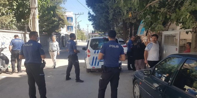 Okuldan çıkan ilkokul öğrencisini dövüp kaçtılar