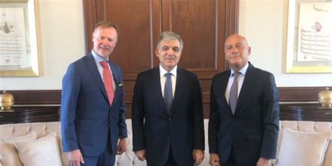 Abdullah Gül, Erdoğan'ın tepki gösterdiği büyükelçi ile görüştü