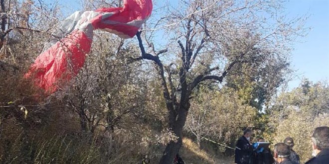 Yamaç paraşütüyle kaza yapan Hilal, hayatını kaybetti
