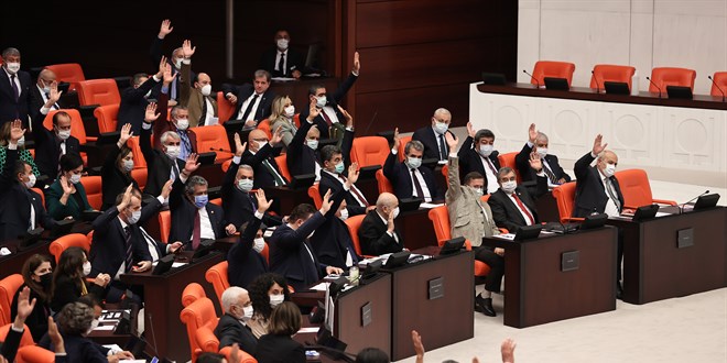 Türk askerinin Lübnan'daki görev süresi uzatıldı