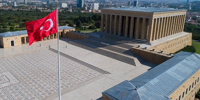 FOX, ANKA ve Cumhuriyet muhabirleri Anıtkabir'e alınmadı