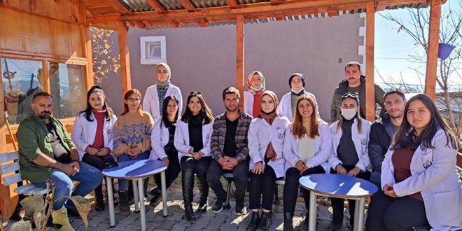 Trkiye'nin en souk yerinde en scak ky okulu