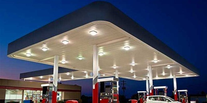 Özel yurtlarla benzin istasyonları arasındaki 100 metre kuralına iptal kararı