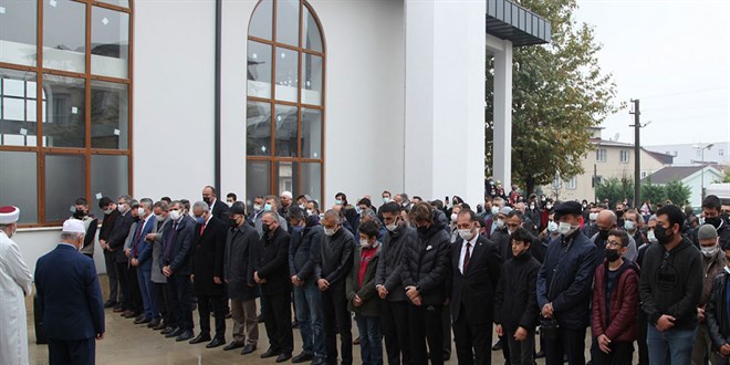 Kocaeli'de lise müdür yardımcısı Kovid-19'dan hayatını kaybetti