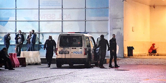 Boşanma aşamasındaki eşini bıçaklayarak öldürdü