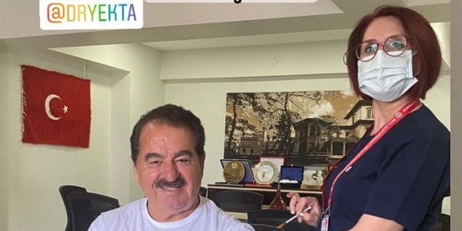 İbrahim Tatlıses 4'üncü doz aşısını yaptırdı
