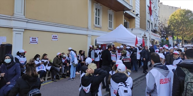 Bakırköy Belediyesi işçileri grevlerinin dokuzuncu gününde