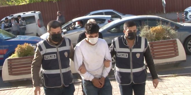 Hesap yüzünden garsonlarla tartıştı, yanlışlıkla arkadaşını öldürdü