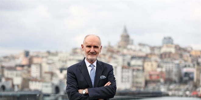'İş dünyası nitelikli ara elemana ödediği ücretleri tekrar değerlendirmeli'