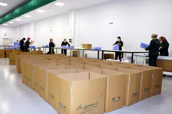 Hayalini gerçekleştirip memleketine kurduğu fabrikayla 10 ülkeye ihracat yapıyor